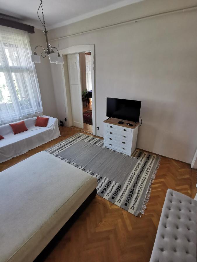 Antikvilla Apartman Szeged Extérieur photo